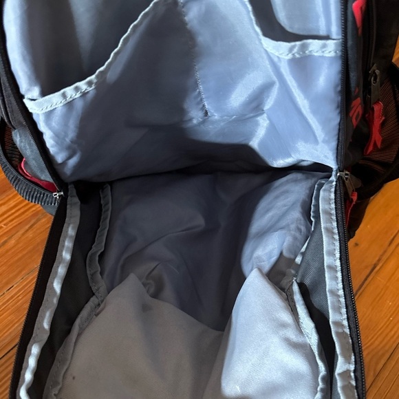 Under Armour Storm Recruit Red Black Backpack Rn#96510 School Bookbag - Picture 3 of 10